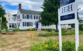 Holiday Guest House Bed And Breakfast Wells Maine